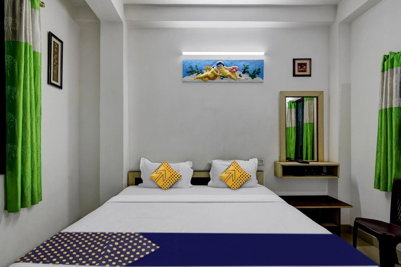 Hotel Spot On Ray Palace Purí Exteriér fotografie